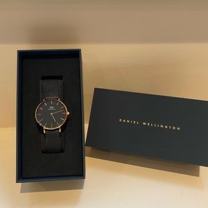 Daniel Wellington Petite Ashfield